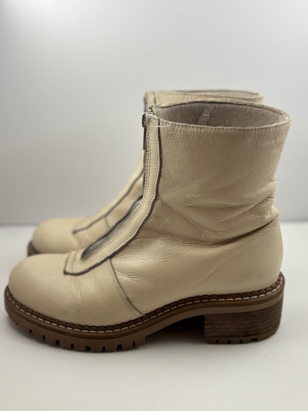 Front-Zip Cream Leather Ankle Boots for Women - Picture 2 of 10